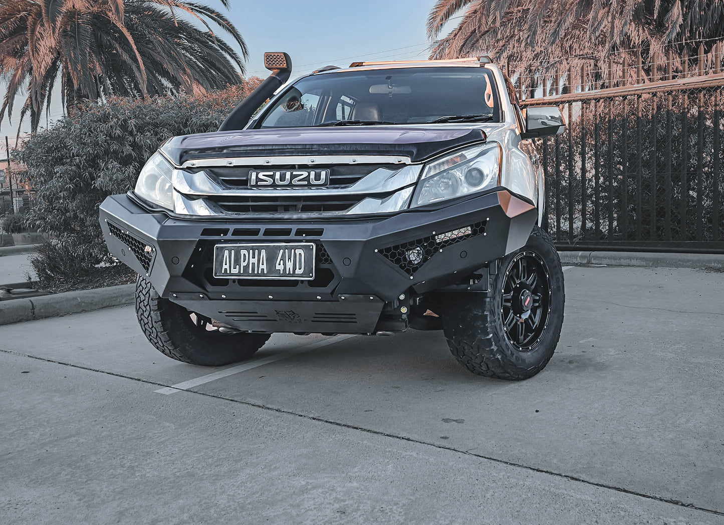 Alpha 4WD Predator Steel Bull Bar for Isuzu MU-X 2013 - 2016