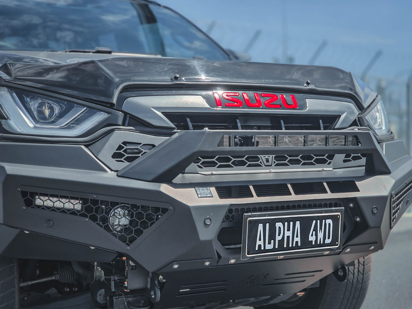 Alpha 4WD Predator Steel Bull Bar for Isuzu D-MAX 2019-2024 (pre-facelift)