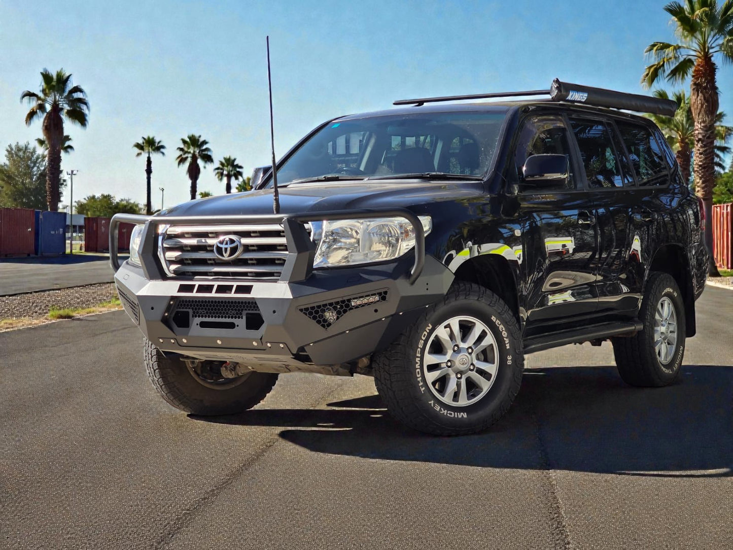 Alpha 4WD Pack Steel Bull Bar for Toyota Landcruiser 200 series 2006-2015