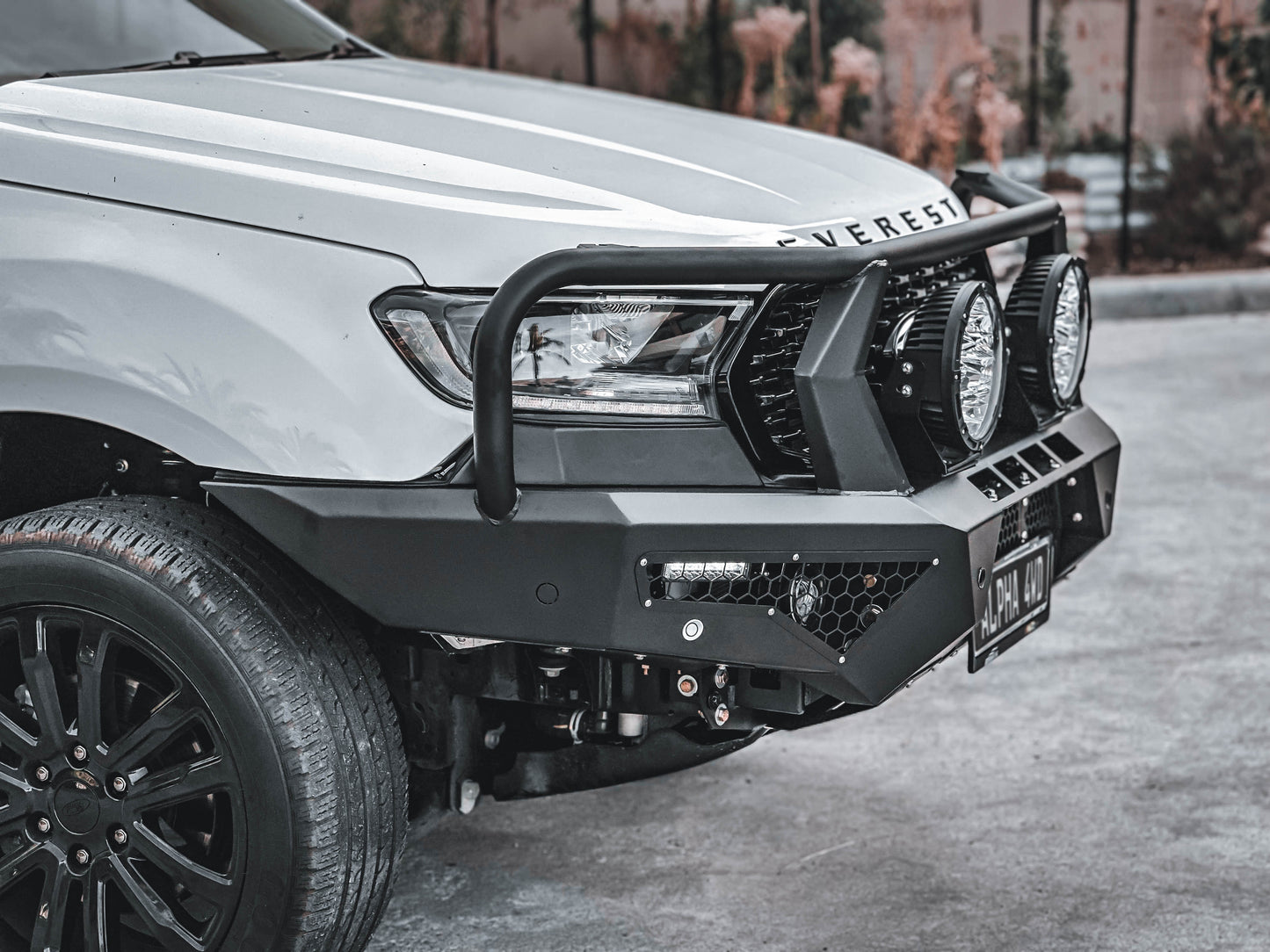 Alpha 4WD Steel Pack Bull Bar for Ford Everest 2015-2022