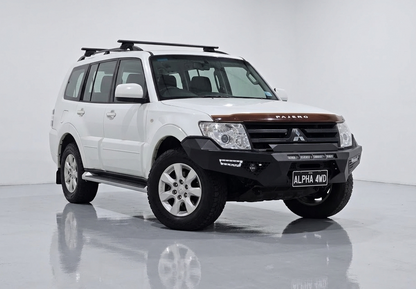Alpha Predator Steel Bull Bar for Mitsubishi Pajero NS NT NX NW 2007+