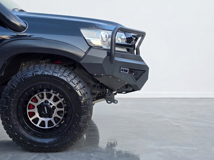 Alpha 4WD Pack Steel Bull Bar for Toyota Landcruiser 200 series 2016+