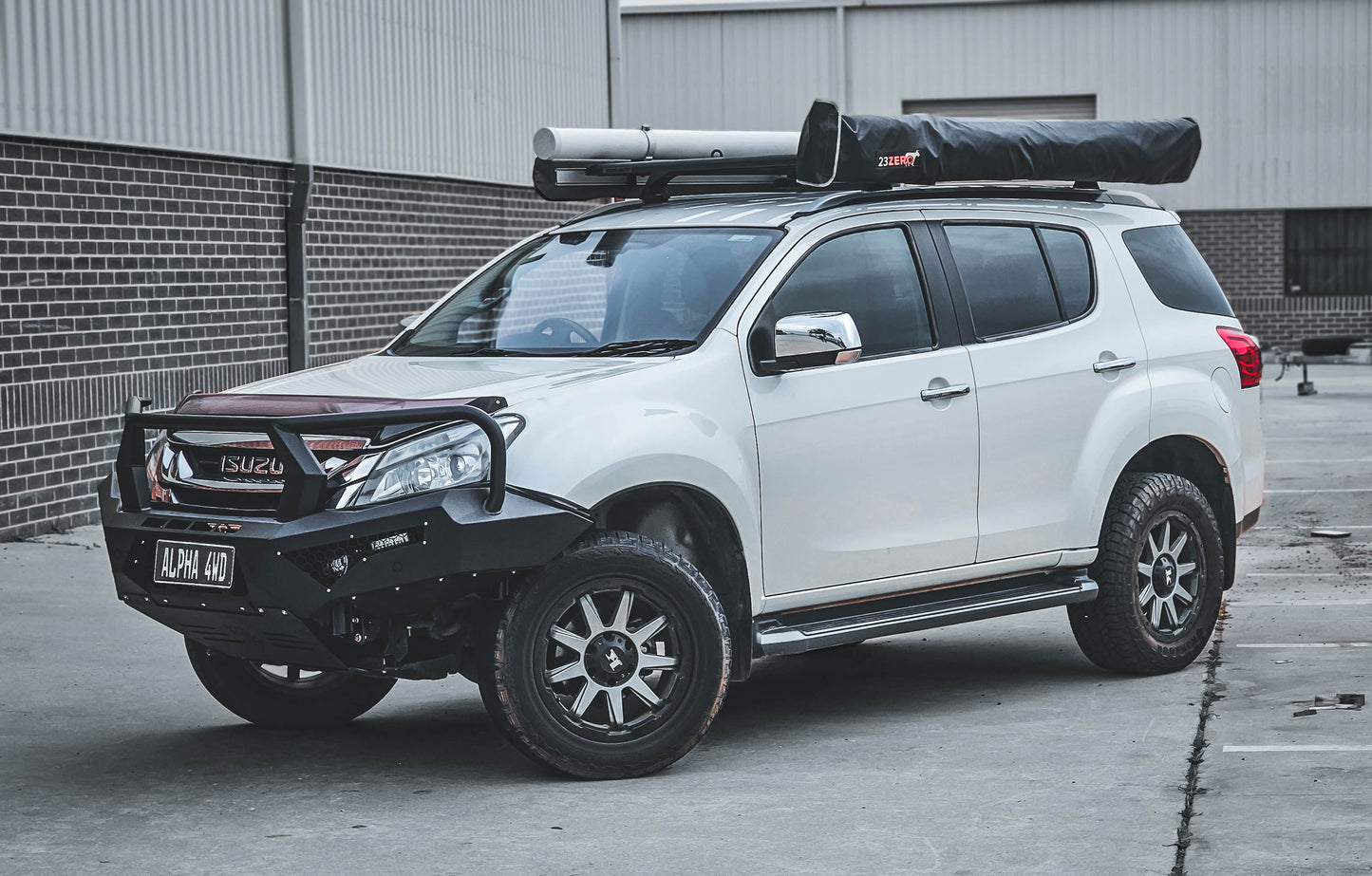 Alpha 4WD Steel Pack Bull Bar for Isuzu MU-X 2013 - 2016