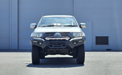 Alpha 4WD Predator Steel Bull Bar for Mitsubishi Triton MN ML 2006 to 2015