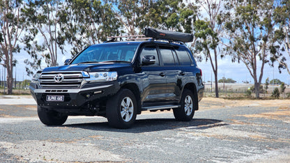 Alpha 4WD Predator Steel Bull Bar for Toyota Landcruiser 200 series 2016+