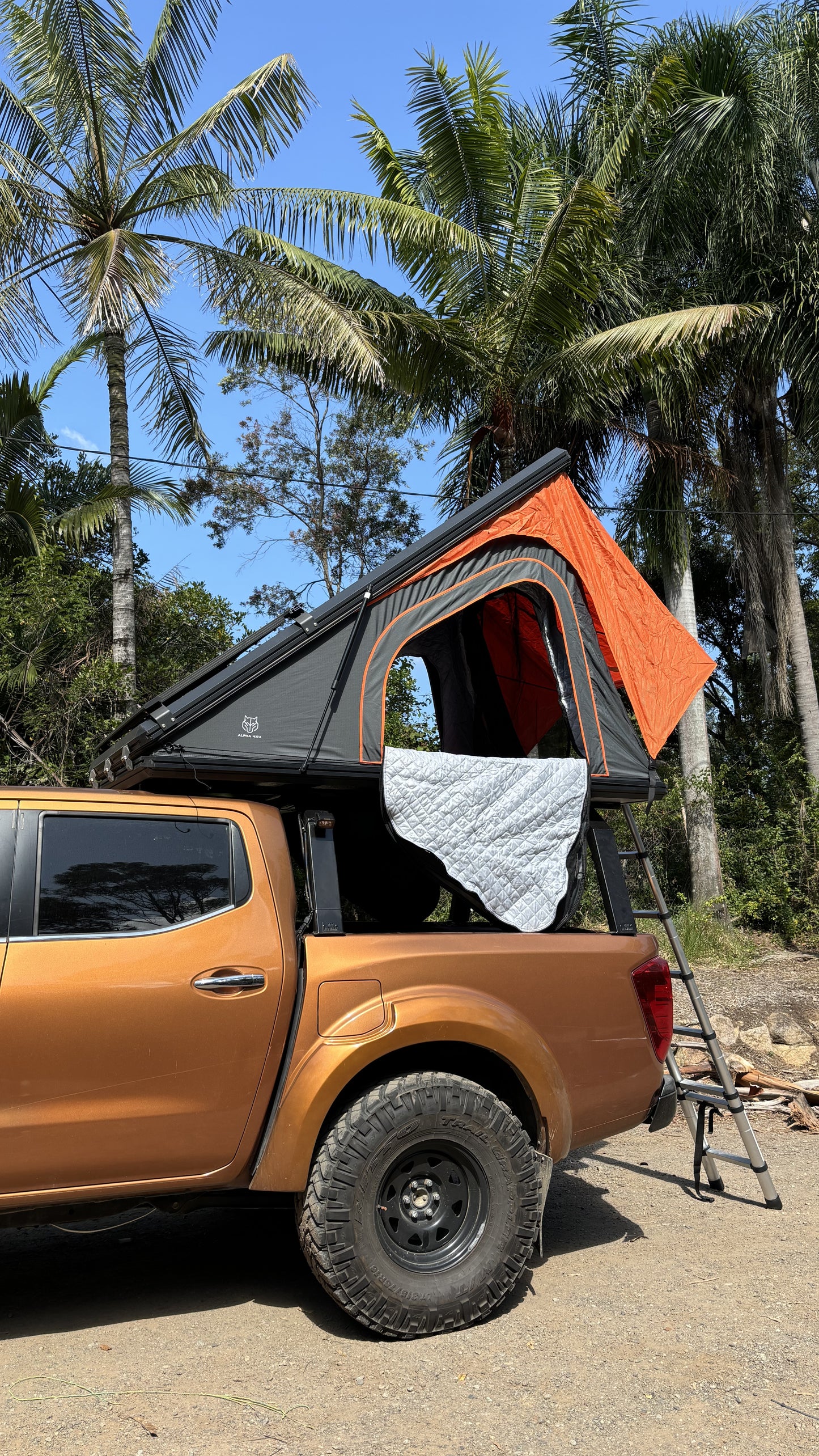 Alpha roof top tent