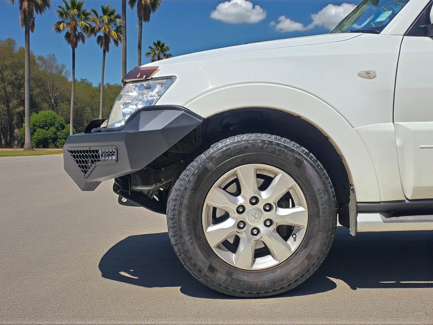 Alpha Predator Steel Bull Bar for Mitsubishi Pajero NS NT NX NW 2007+