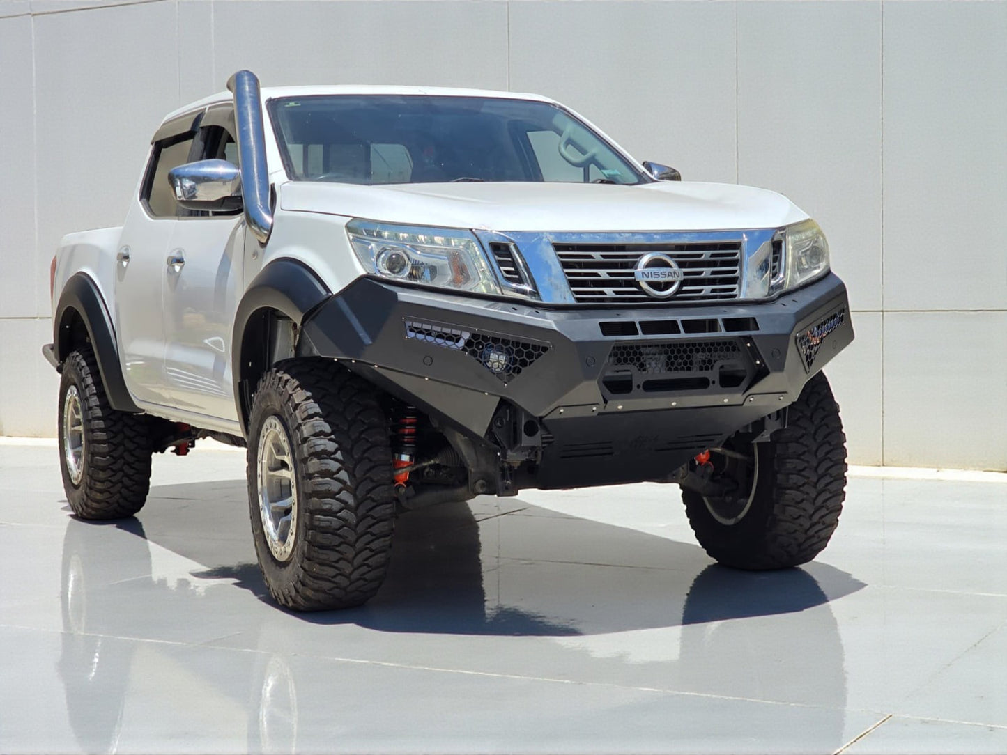 Alpha 4WD Predator Steel Bull Bar for Nissan Navara NP300 D23