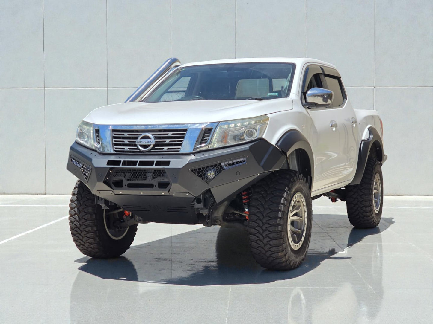 Alpha 4WD Predator Steel Bull Bar for Nissan Navara NP300 D23