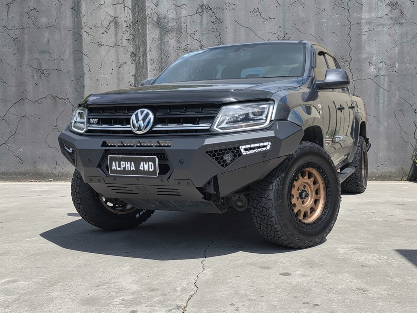 Alpha 4WD Predator Steel Bull Bar for VW Volkswagen Amarok 2010+