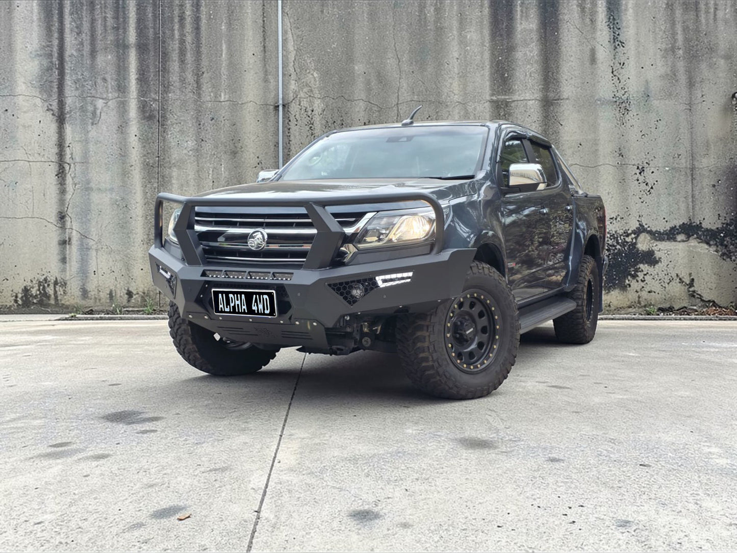 Alpha Pack Steel Bull Bar for Holden Colorado RG 2016+