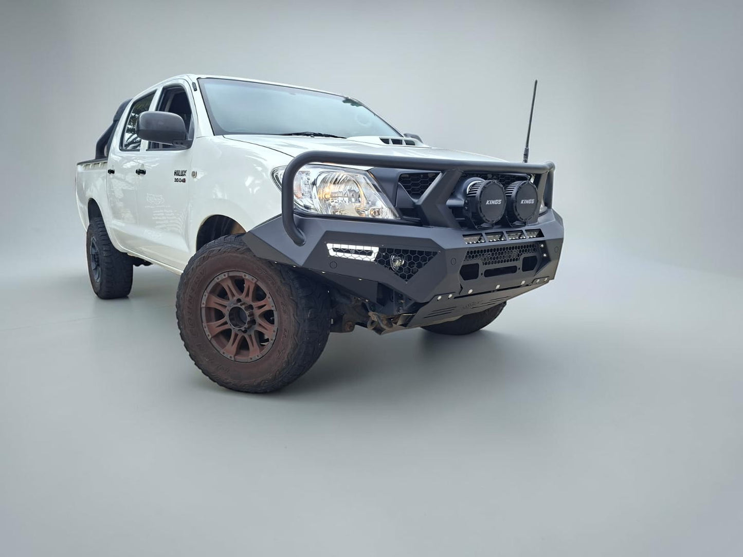 Alpha 4WD Steel Pack Bull Bar for Toyota Hilux N70 2005 - 2011